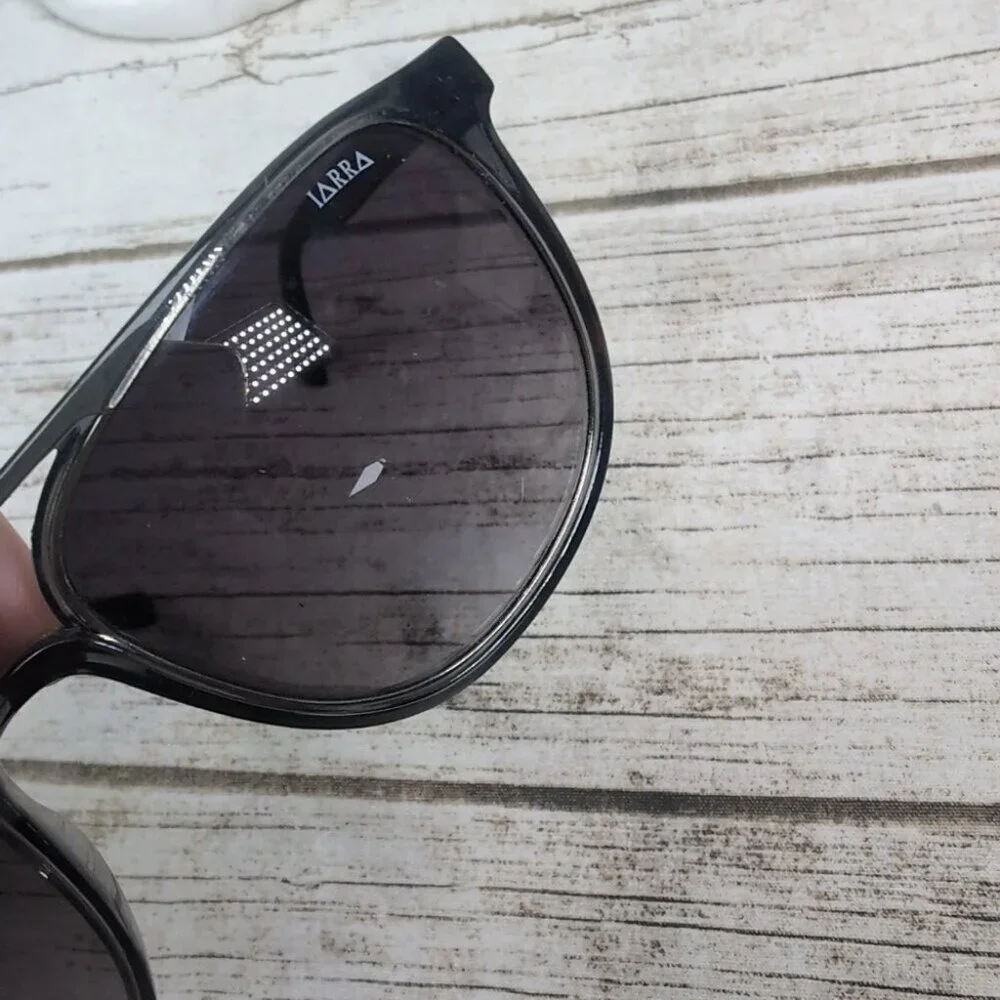 Iarra Occhiali Da Sole Italiano Black Wayfarer Sunglasses